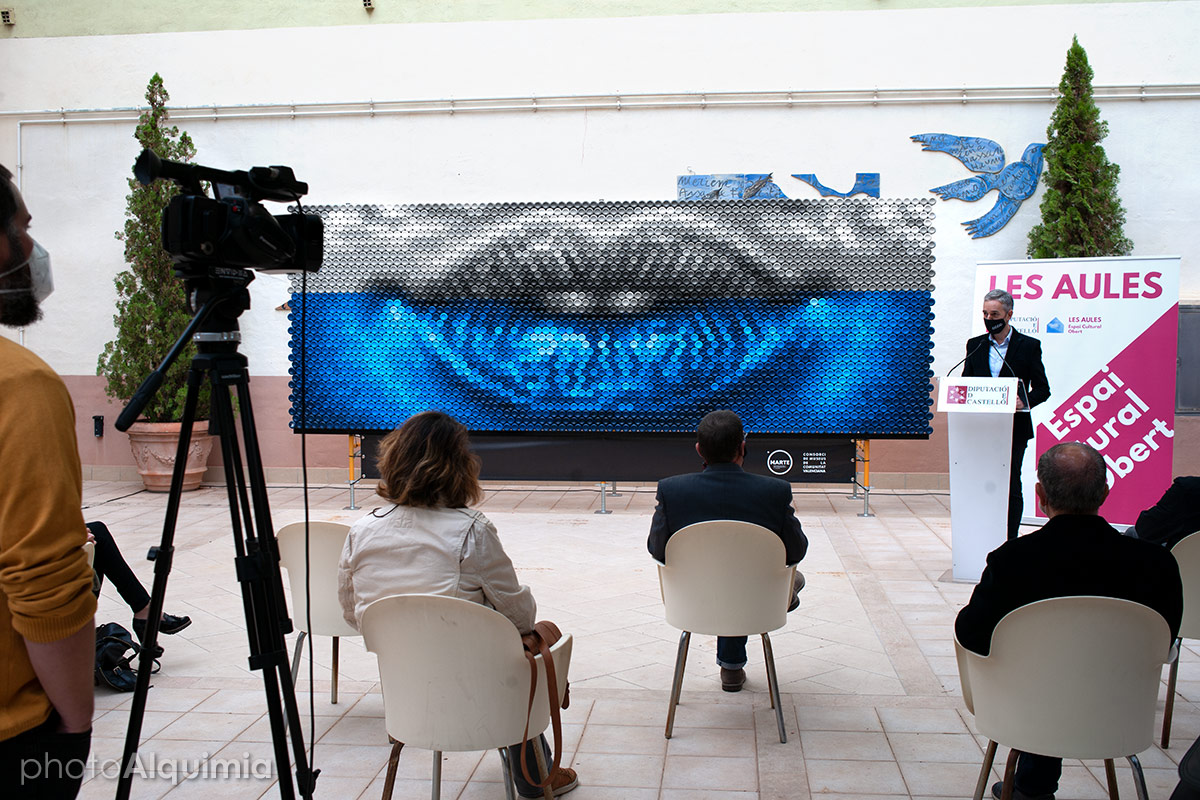 Pixelata, Mural realizado con latas recicladas para MARTE, Feria Internacional de Arte Contemporáneo de Castelló 2020